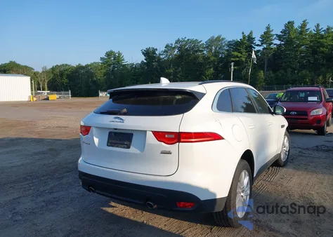 2018 Jaguar F-Pace 25T Prestige z USA, uszkodzony, nr VIN SADCK2FX2JA249035
